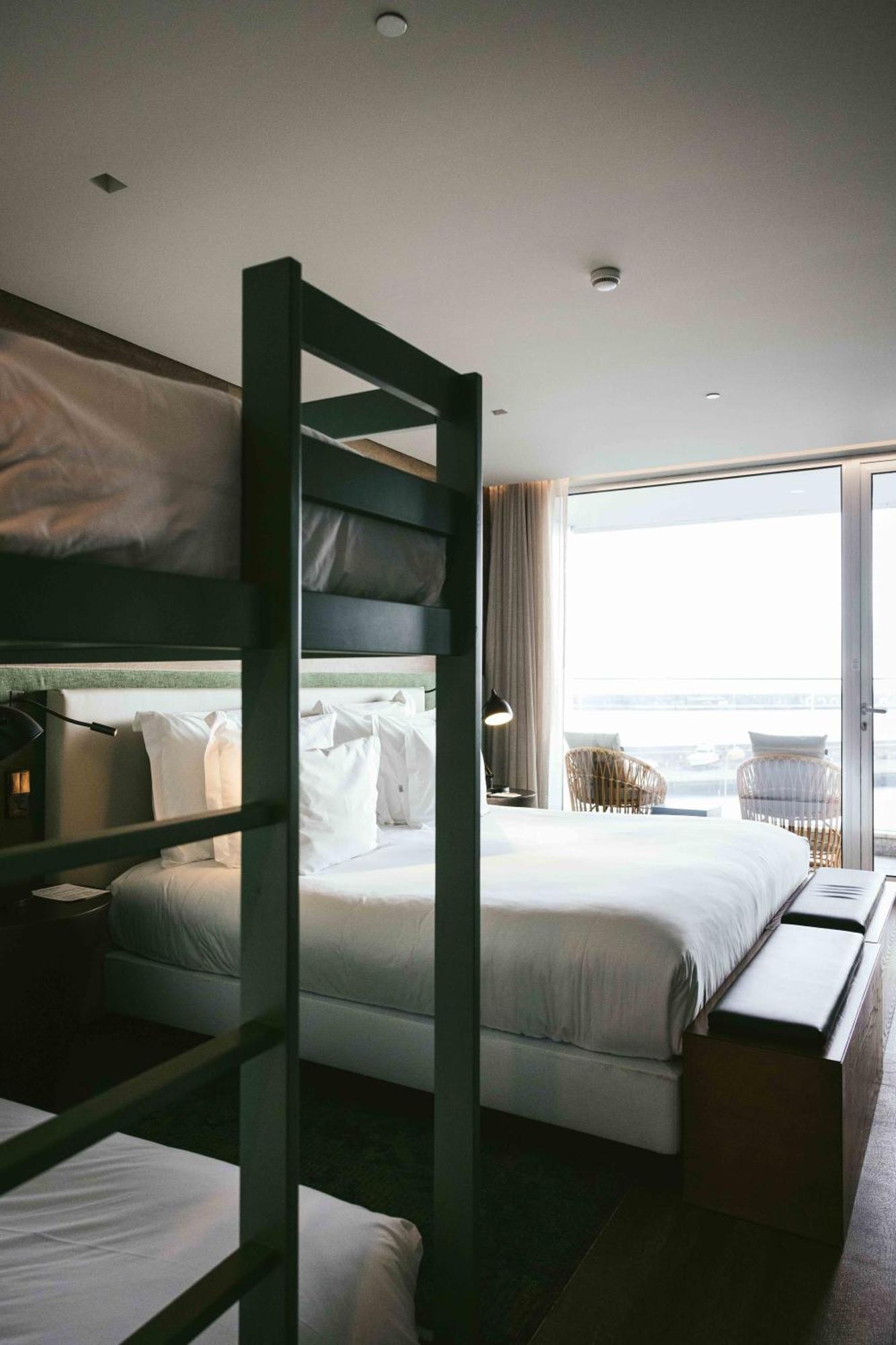 Octant Ponta Delgada Hotel Luaran gambar A room at the hotel